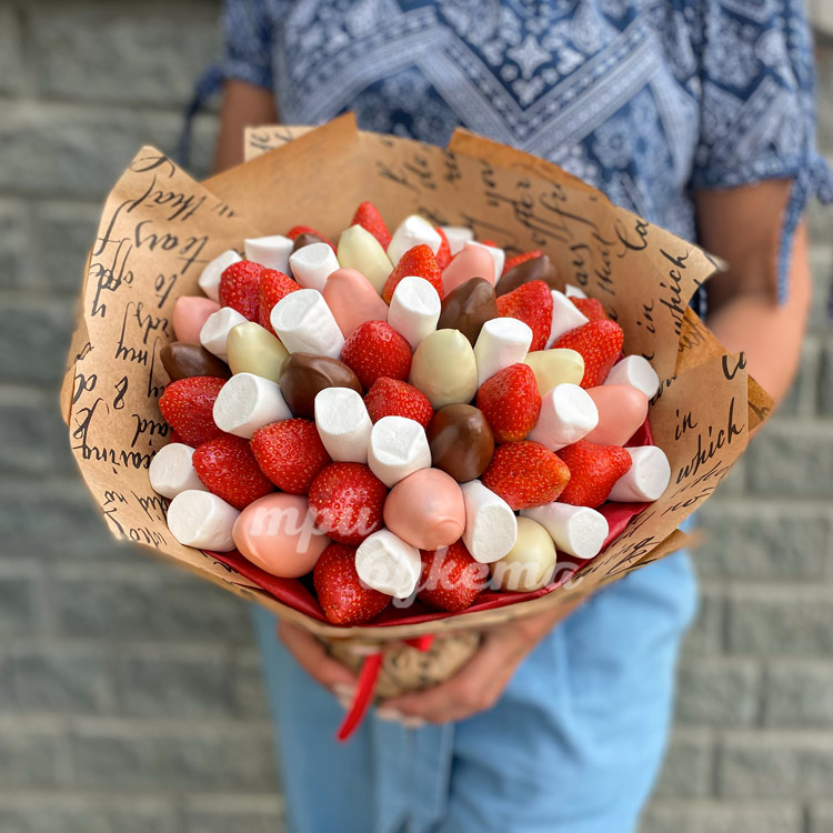 Букет из клубники в цветной глазури (доп. фото)